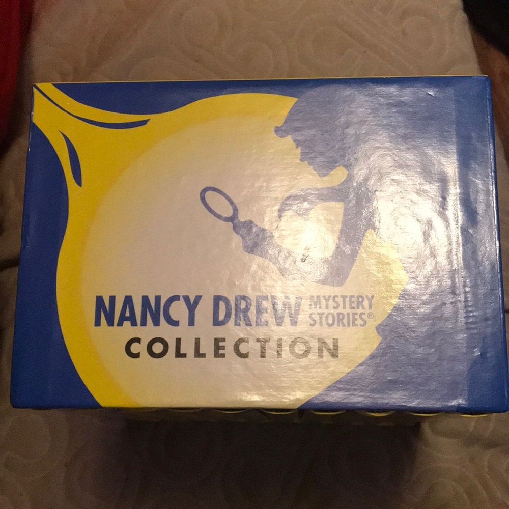 Nancy drew 1-10 collectors set